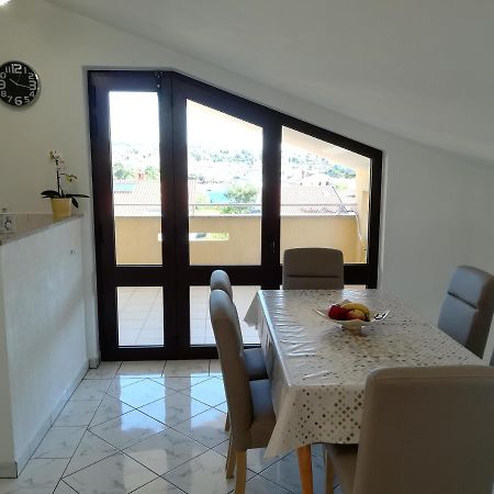 Apartman Sintic Krk Town Exterior foto