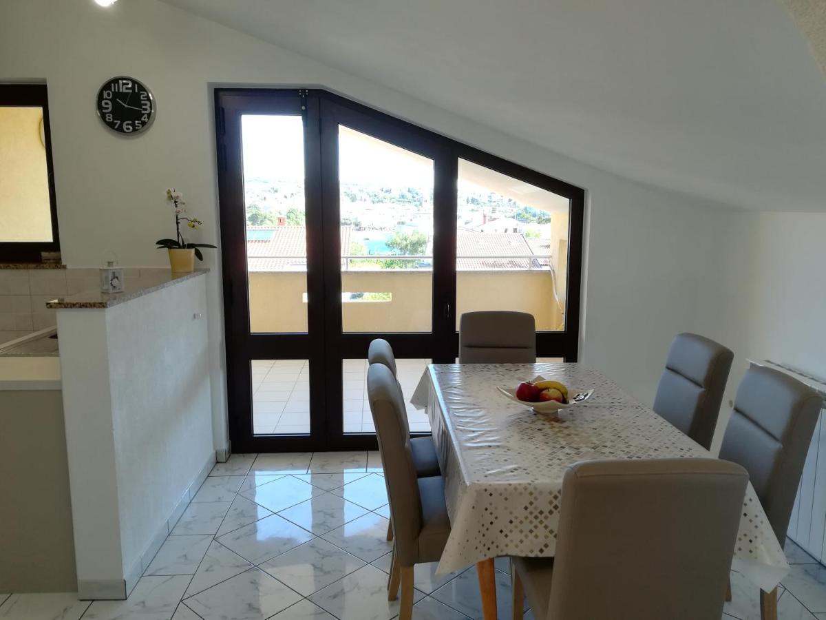 Apartman Sintic Krk Town Exterior foto