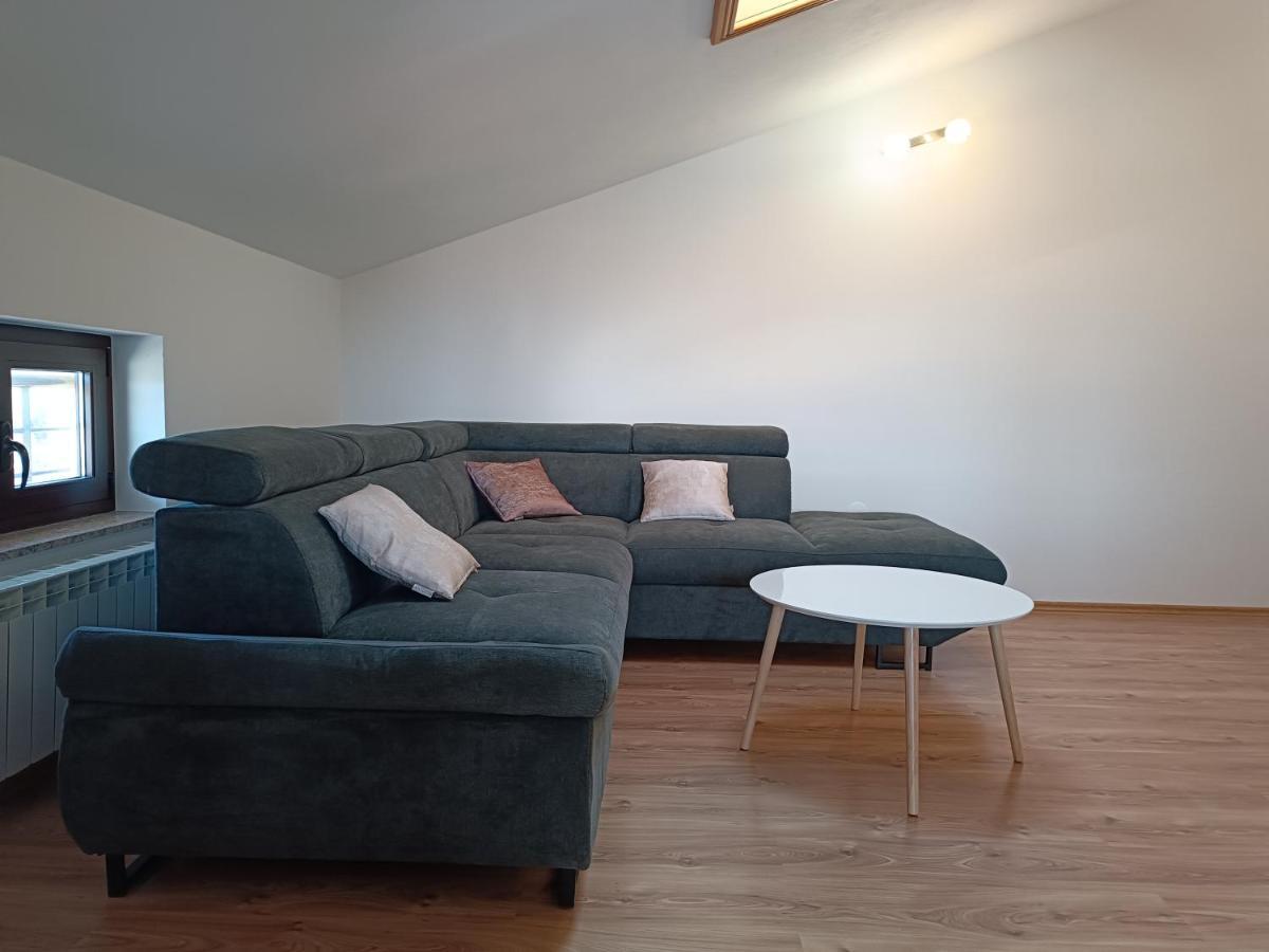 Apartman Sintic Krk Town Exterior foto