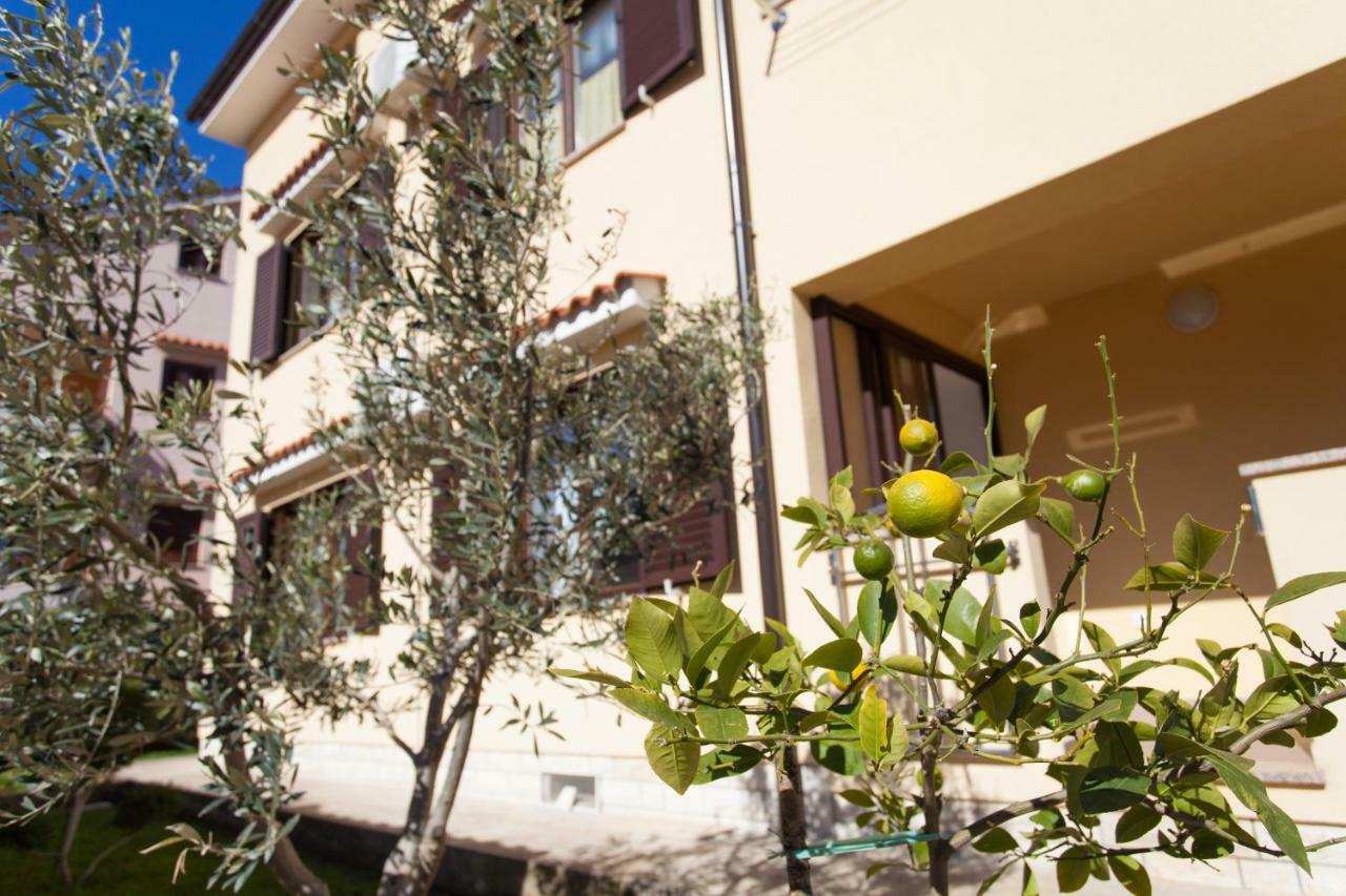 Apartman Sintic Krk Town Exterior foto